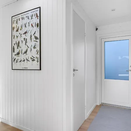 Casa de Férias 4 Bedroom Awesome In *